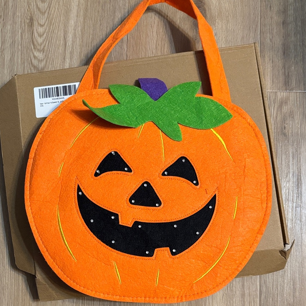 Pumpkin Halloween Kids Light Up Treat  Bag